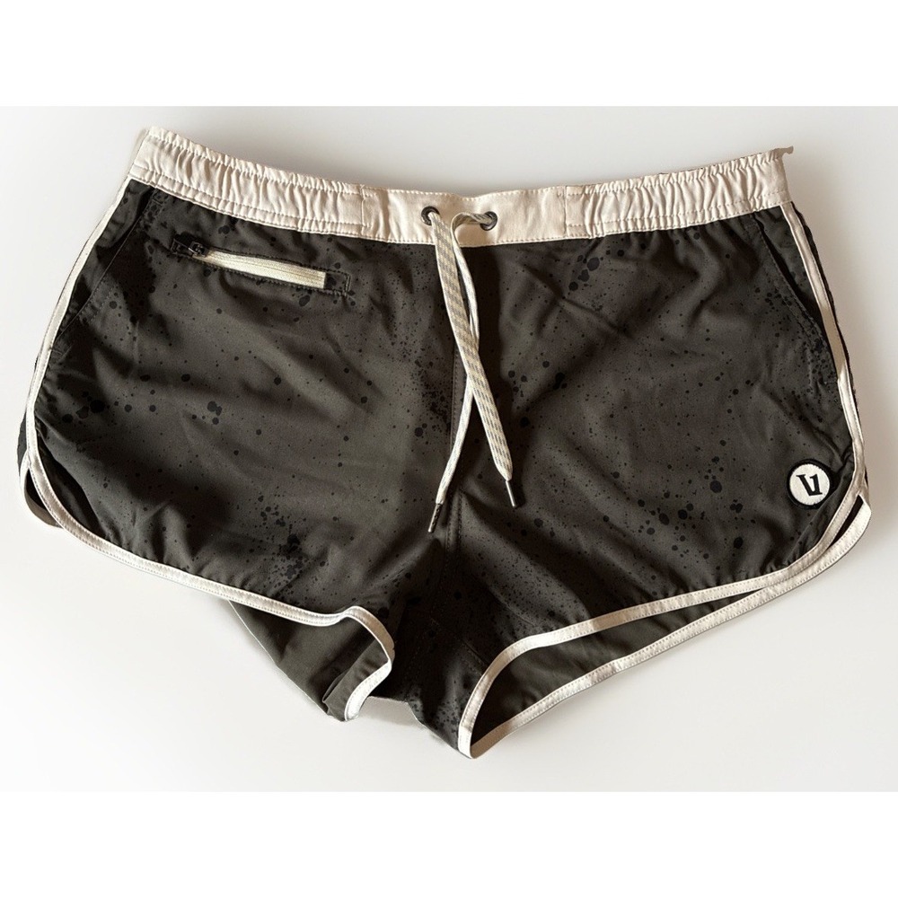 VUORI Tavi Shorts Women's Sz Medium Charcoal Splatter Running Athletic Workout